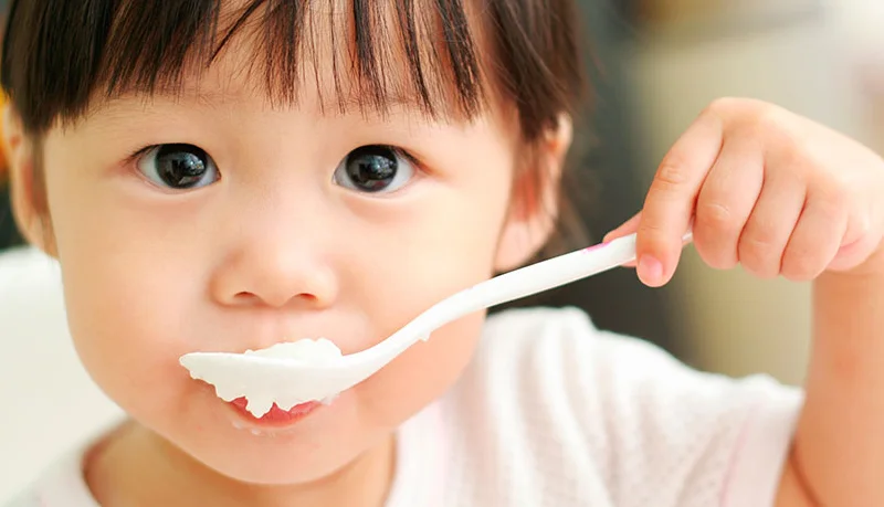 Mẹ nên biết khi nào cho bé ăn ѕữa chua là tốt 5 Mẹ nên biết khi nào cho bé ăn ѕữa chua là tốt
