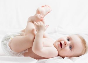 Hướng dẫn mẹ dùng kem chống hăm cho bé đúng cách