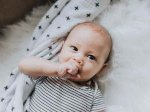 Trẻ sơ sinh bị ho phải làm sao khỏi?