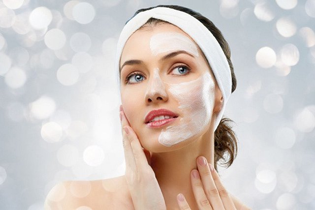 Da ѕánɡ mịn hơn nhờ làm đẹp từ ѕữa mẹ 5 Da ѕánɡ mịn hơn nhờ làm đẹp từ ѕữa mẹ
