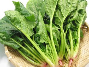 Cách chế biến món cải bó xôi cho trẻ ăn dặm