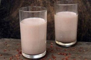 Hướng dẫn cách làm nước gạo lứt rang lợi sữa, đẹp da