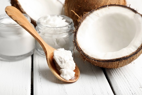 Trị hôi miệng bằng dầu dừa