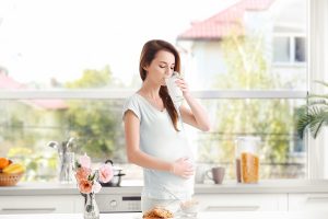 Vì sao mẹ bầu uống sữa bầu bị tiêu chảy?